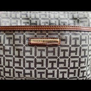 Brand new tommy hilfger purse with tags